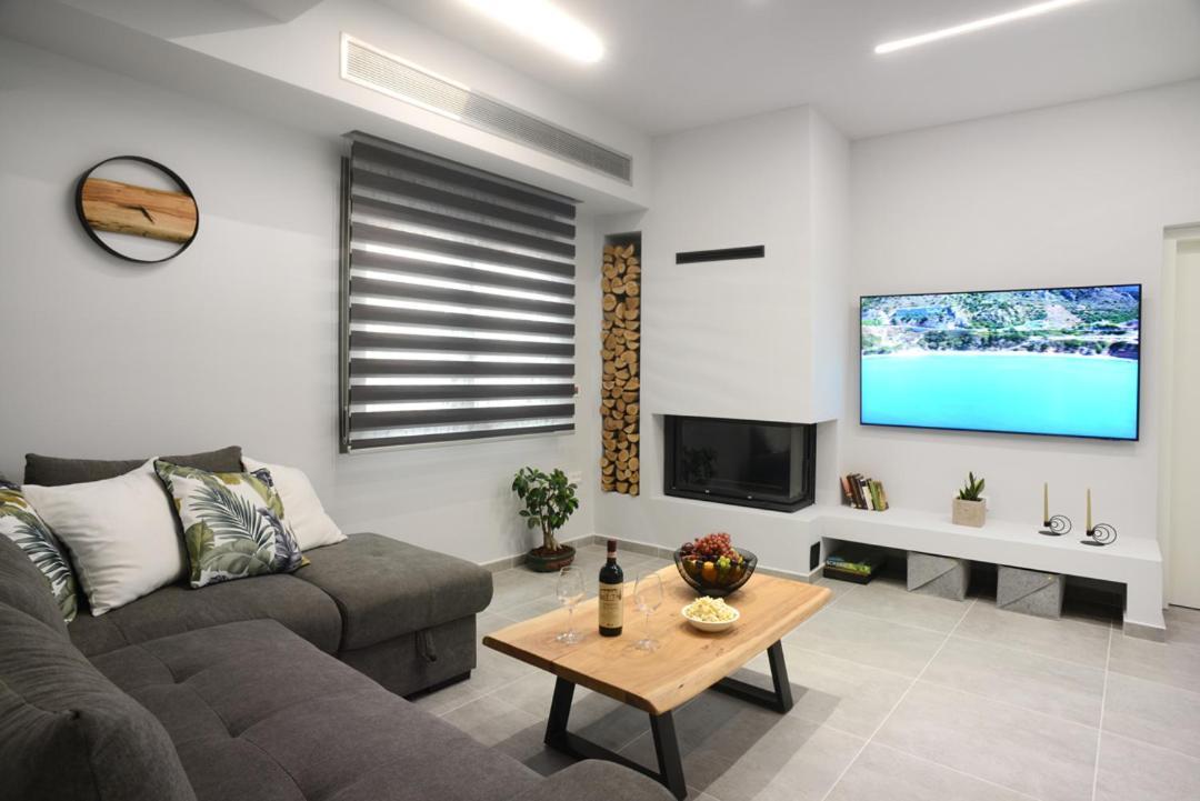 Damona 2Br Luxury Home With Garden - Κοντά Στο Κέντρο Iráklio Kültér fotó